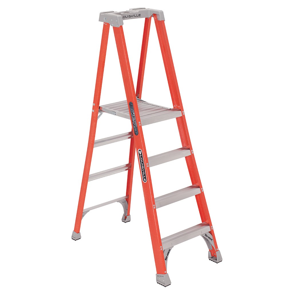 escalera-tijera-plataforma-4-peldanos-louisville-1 Escalera tijera con plataforma de fibra de vidrio Louisville de 4 peldaños, roja